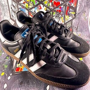Adidas Samba OG Black/White Gum Sole - NWOT